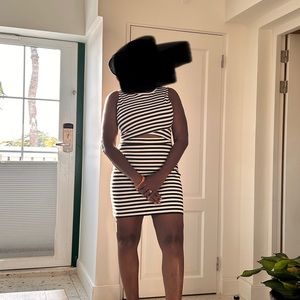 Express Cutout Belly Sleeveless Dress